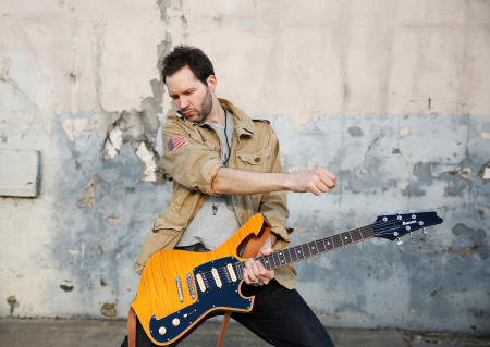 Paul Gilbert выложил видеоприветствие перед концертами в России Paul Gilbert выложил видеоприветствие перед концертами в России