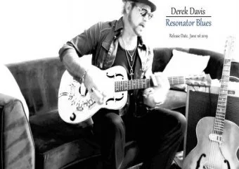 Певец Babylon A.D. Дерек Дэвис выпускает видео для «Mississippi Mud» с нового сольного альбома.