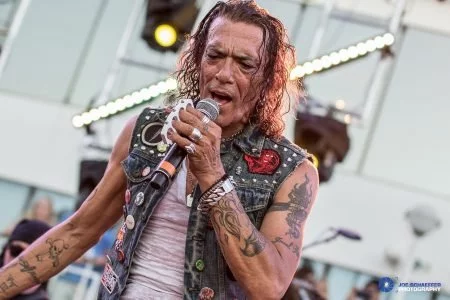Релиз сольного альбома Stephen Pearcy, "Smash" Релиз сольного альбома Stephen Pearcy, "Smash"