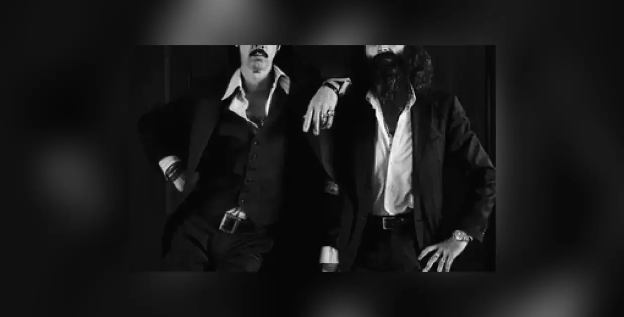 Kylie Minogue Joins Nick Cave for Brighton Performance