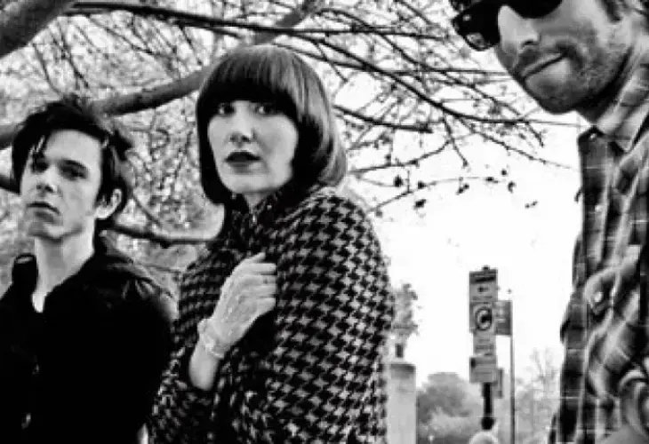 Yeah Yeah Yeahs lanzan álbum en vivo y cortometraje Yeah Yeah Yeahs lanzan álbum en vivo y cortometraje
